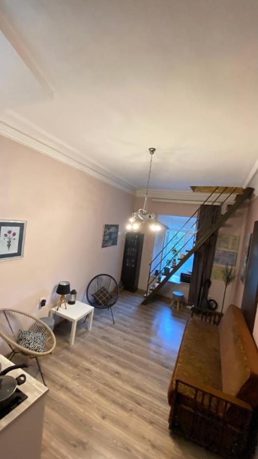 Art Apartment In Kala Tbilisi Historic District Exterior foto
